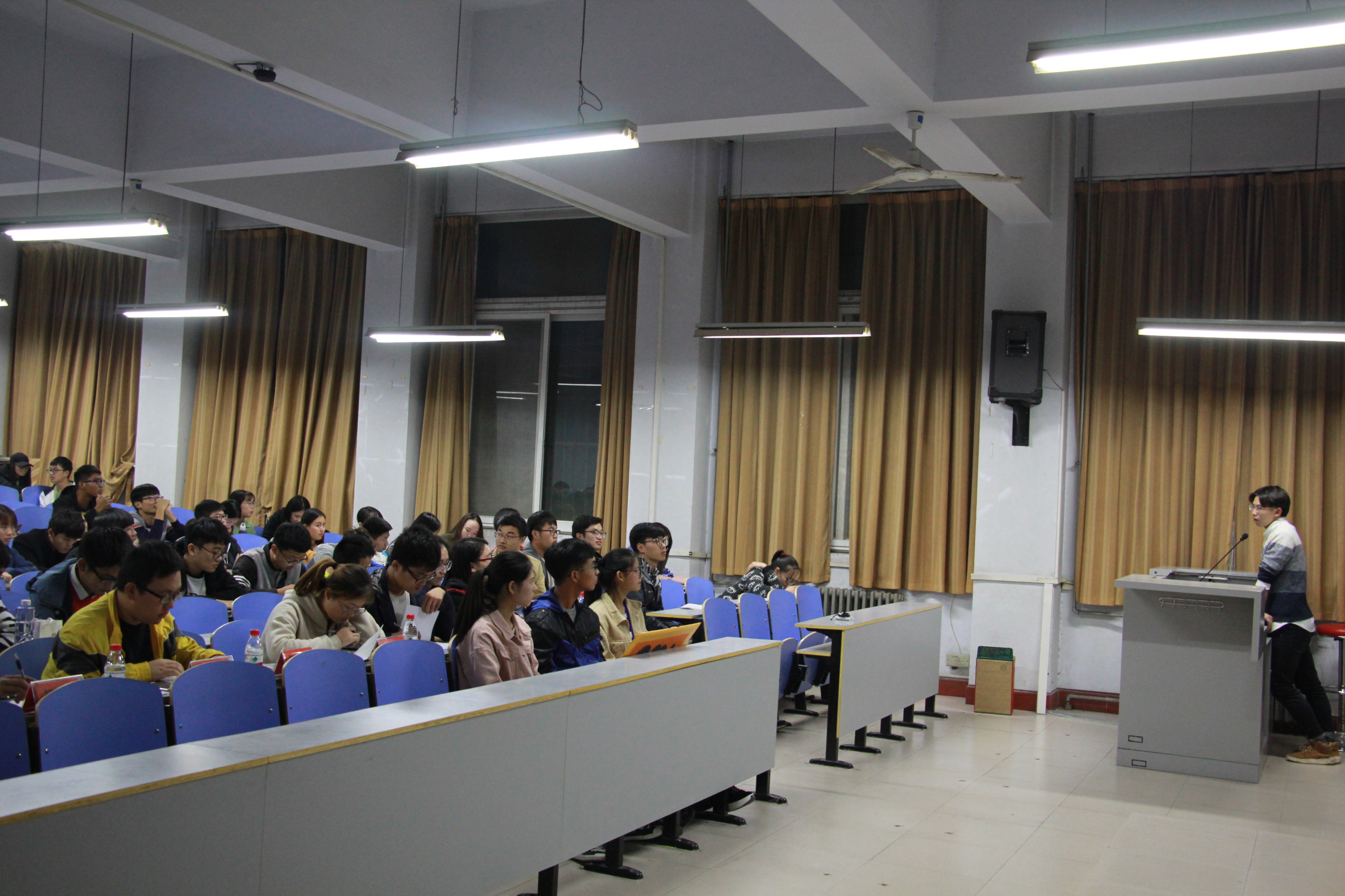 竞选者演讲 竞选者演讲